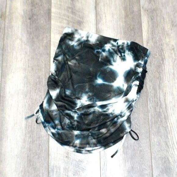 BB DAKOTA x STEVE MADDEN - Ruched Cinched Tie Dye Drawstring Mini Skirt - Picture 3 of 3